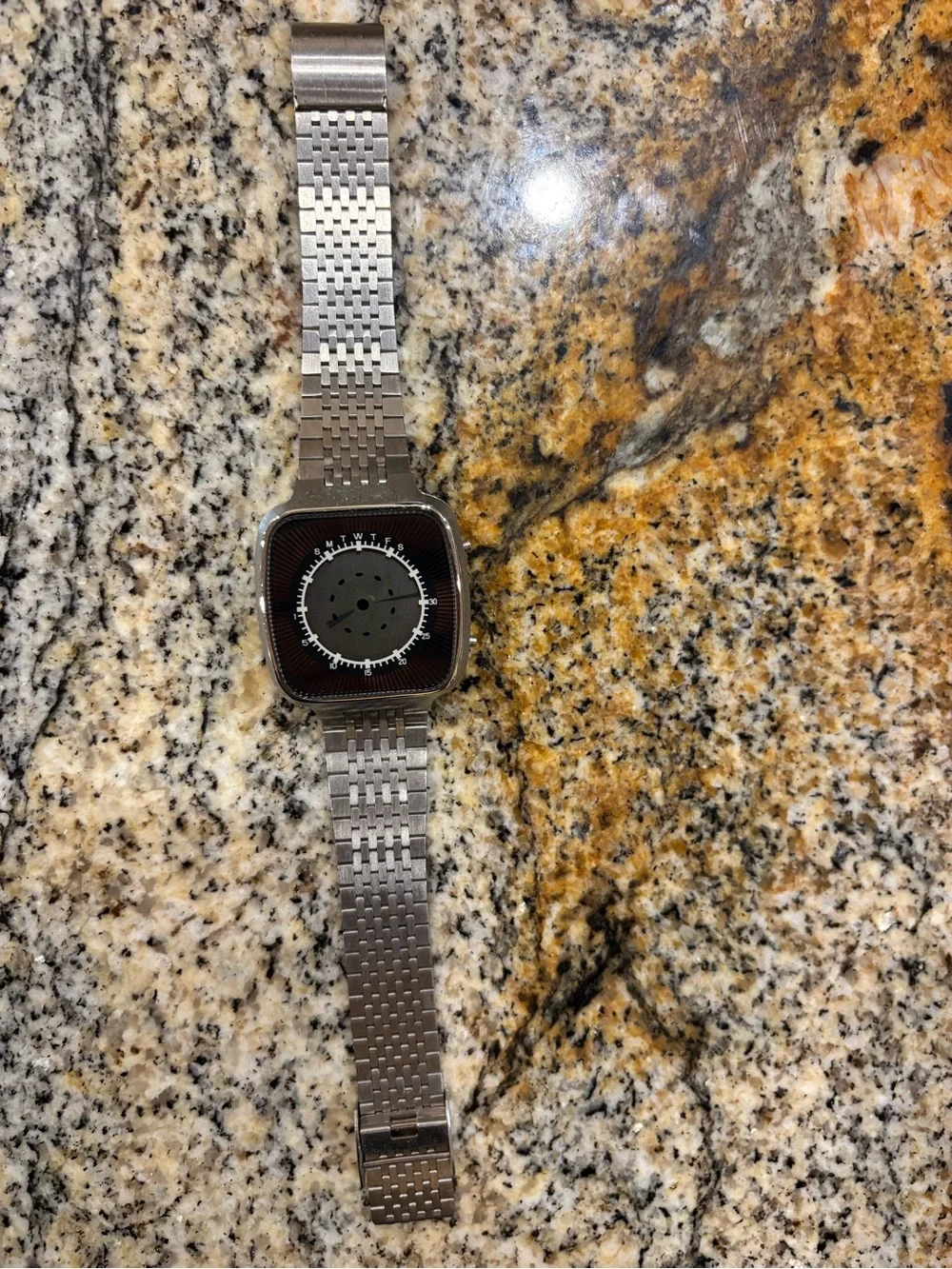 Rare 1979 Texas Instruments Starburst LCD Analog Watch